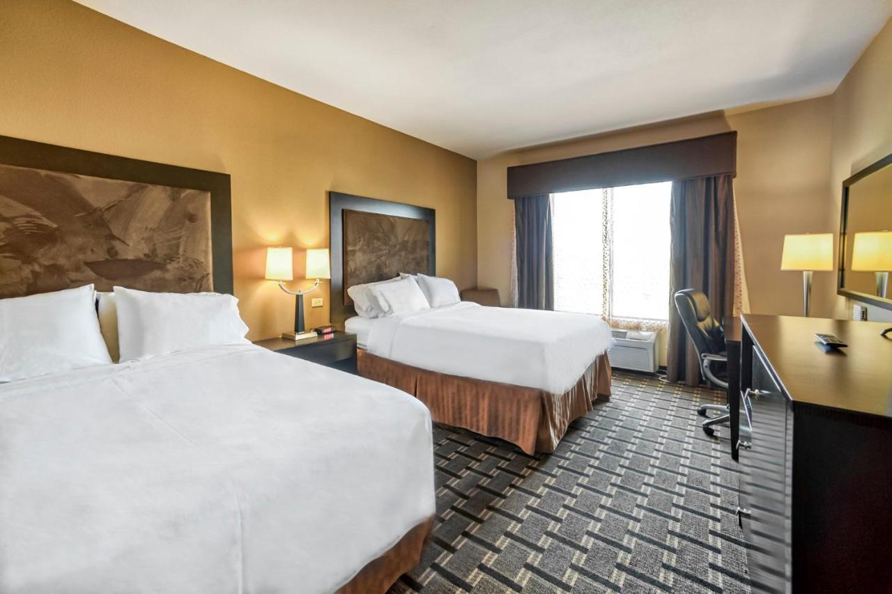 Holiday Inn Express And Suites Beeville By Ihg Luaran gambar