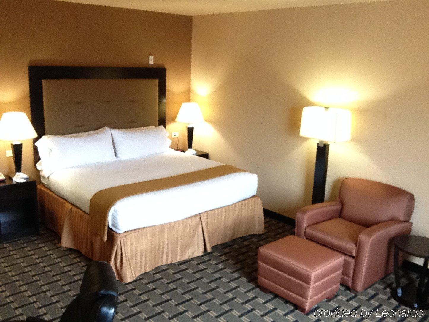 Holiday Inn Express And Suites Beeville By Ihg Luaran gambar