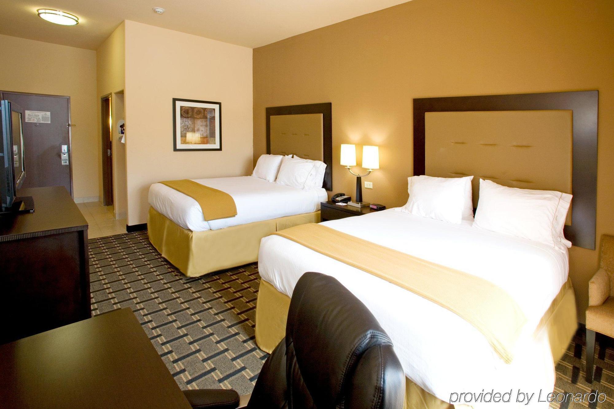 Holiday Inn Express And Suites Beeville By Ihg Bilik gambar